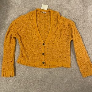 M American Eagle Sweater Top